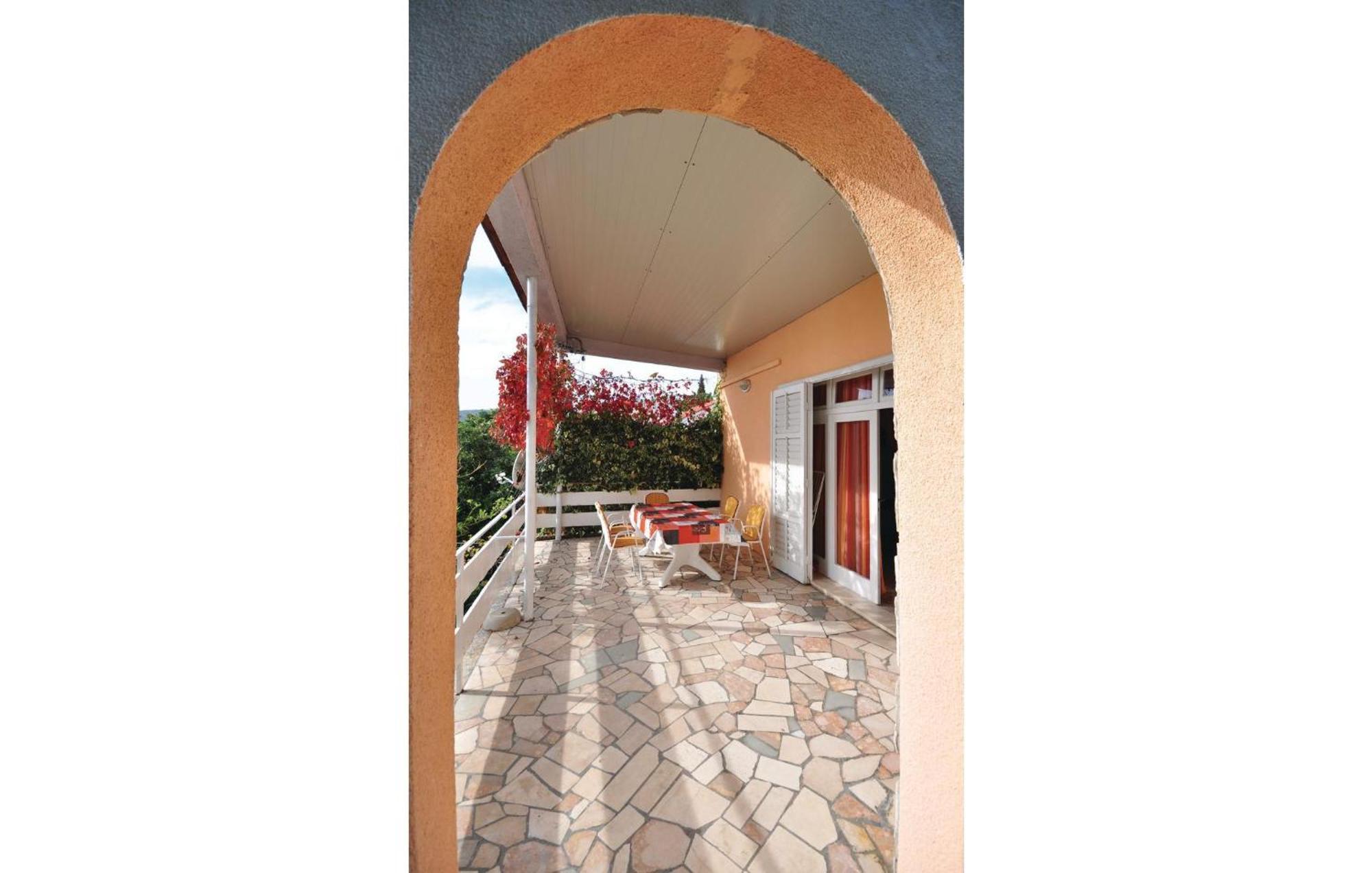 Awesome Home In Seget Vranjica With Wifi ภายนอก รูปภาพ